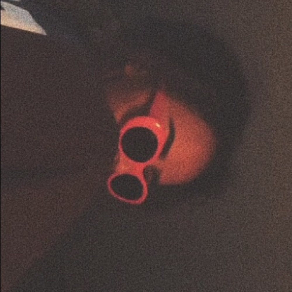 Clout glasses